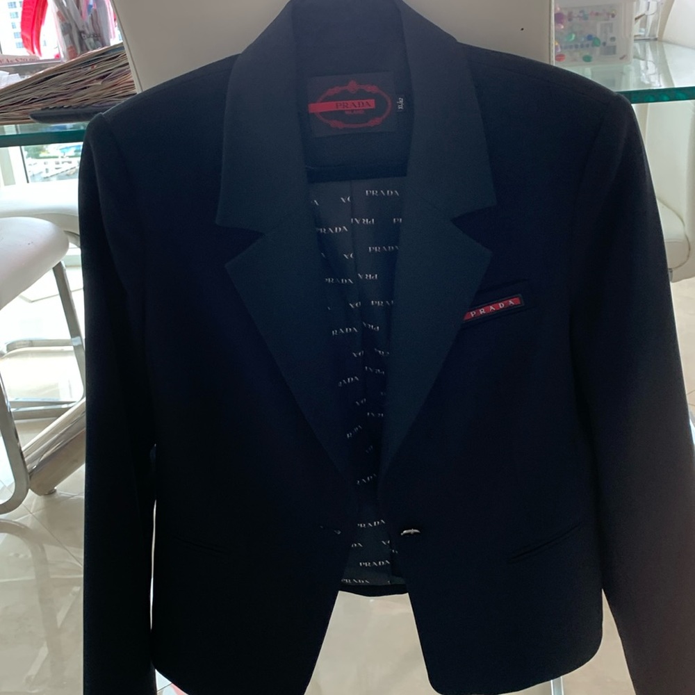 PRADA women’s blazer like new.